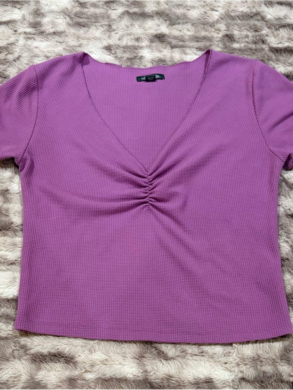 wild fable Purple V-Neck Short Sleeve Top with Rushing